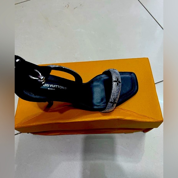 Louis Vuitton High Heels (Brand New) - Picture 4 of 5